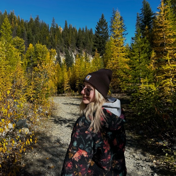 Meet your Posher, Maddy - Picture 1 of 1